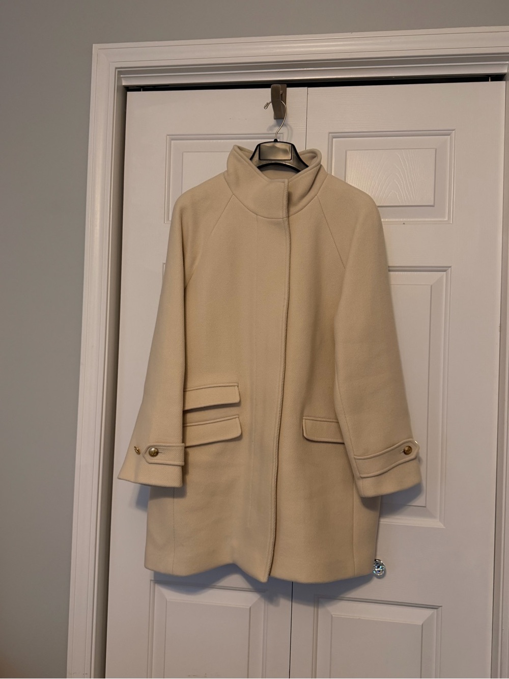 J Crew Women's Cream Stand Collar Stadium Cloth Wool Coat - Picture 1 of 4